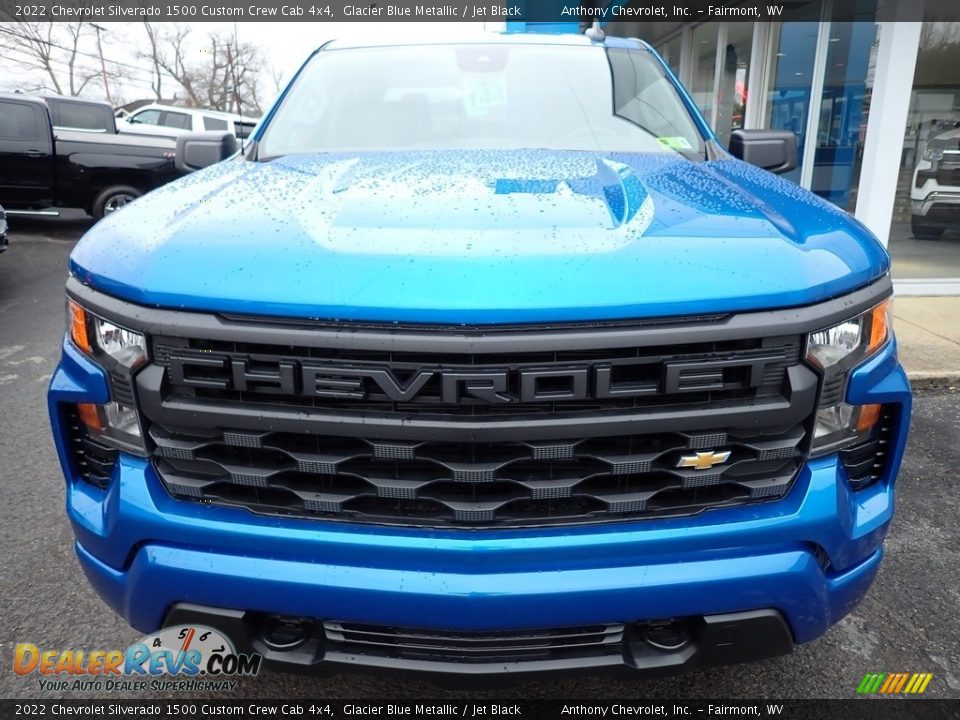 2022 Chevrolet Silverado 1500 Custom Crew Cab 4x4 Glacier Blue Metallic / Jet Black Photo #9