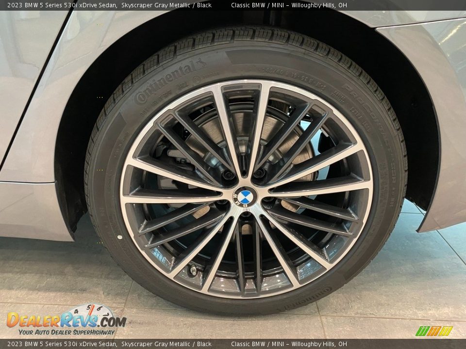 2023 BMW 5 Series 530i xDrive Sedan Wheel Photo #3