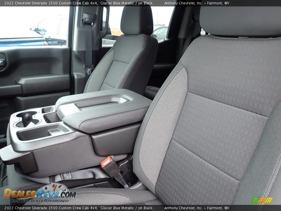Front Seat of 2022 Chevrolet Silverado 1500 Custom Crew Cab 4x4 Photo #11