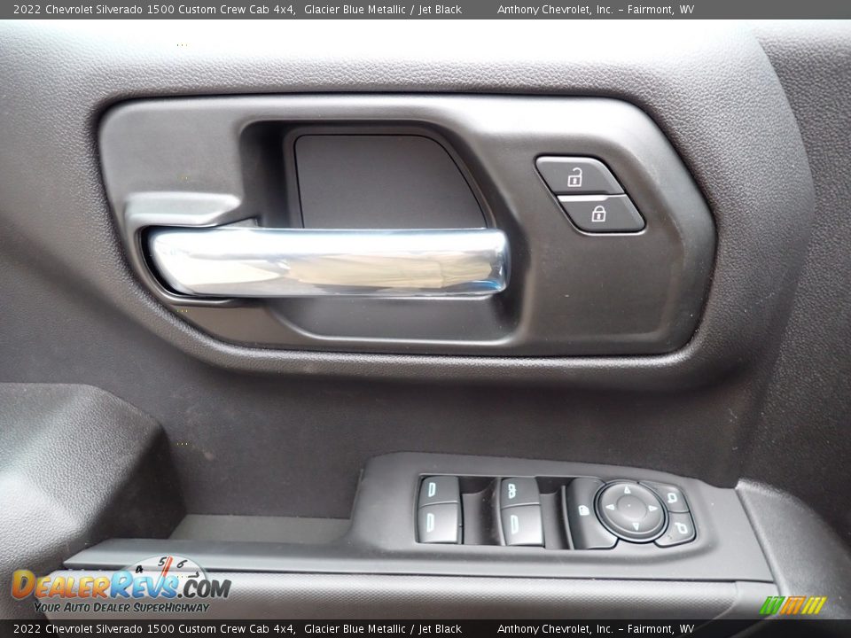 2022 Chevrolet Silverado 1500 Custom Crew Cab 4x4 Glacier Blue Metallic / Jet Black Photo #14