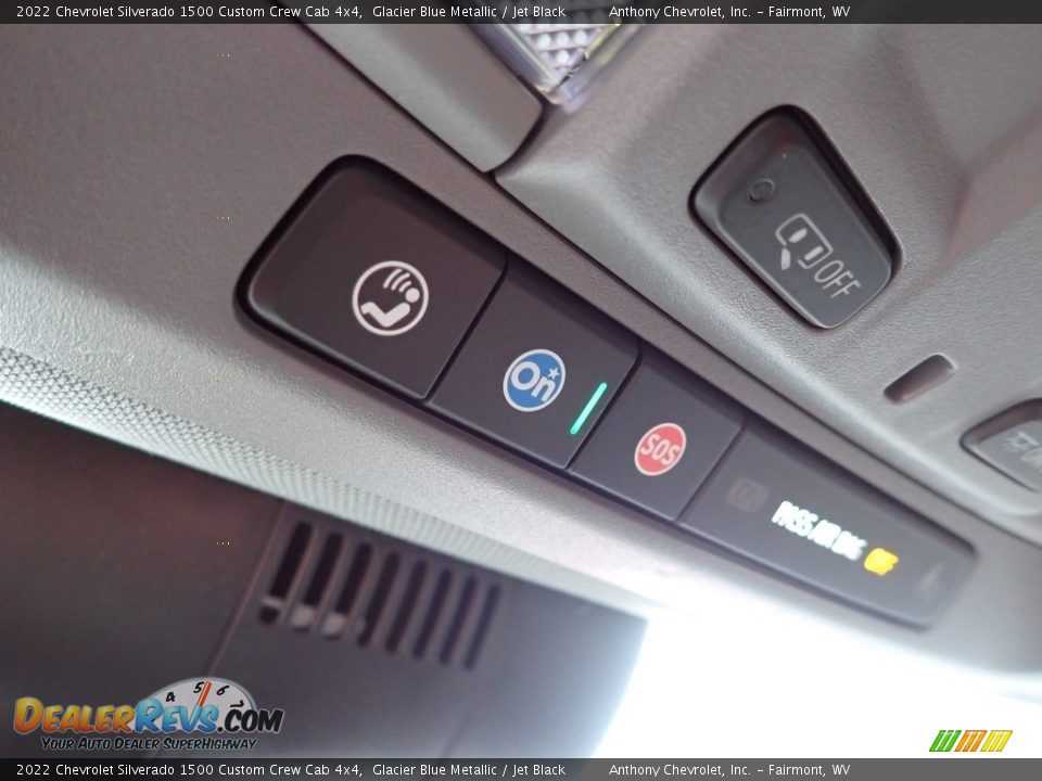 Controls of 2022 Chevrolet Silverado 1500 Custom Crew Cab 4x4 Photo #18