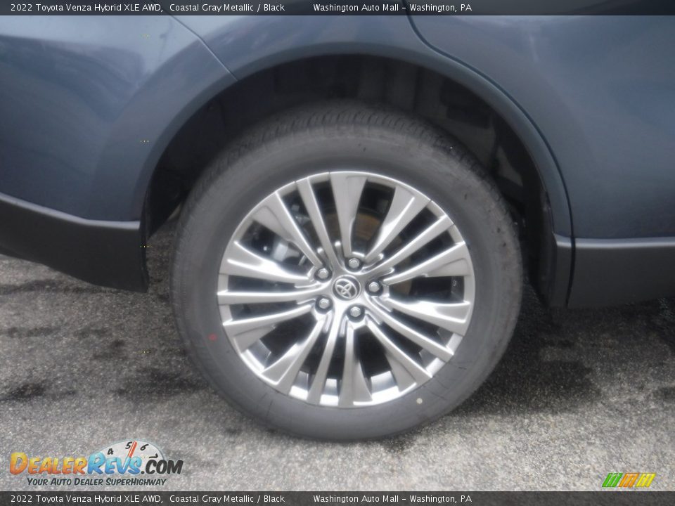 2022 Toyota Venza Hybrid XLE AWD Wheel Photo #3