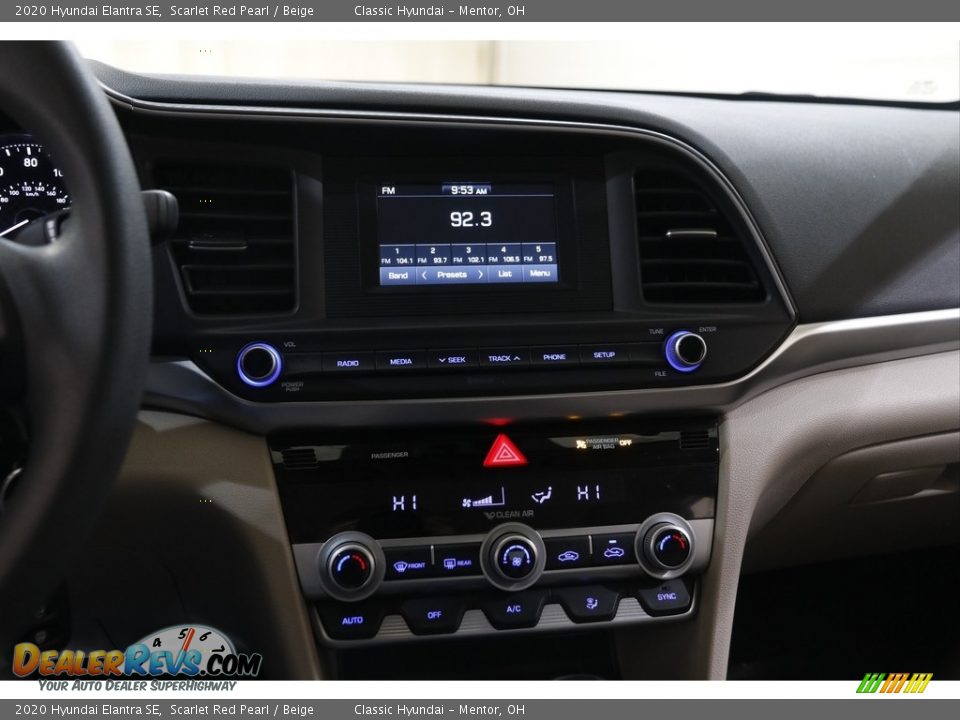 2020 Hyundai Elantra SE Scarlet Red Pearl / Beige Photo #9