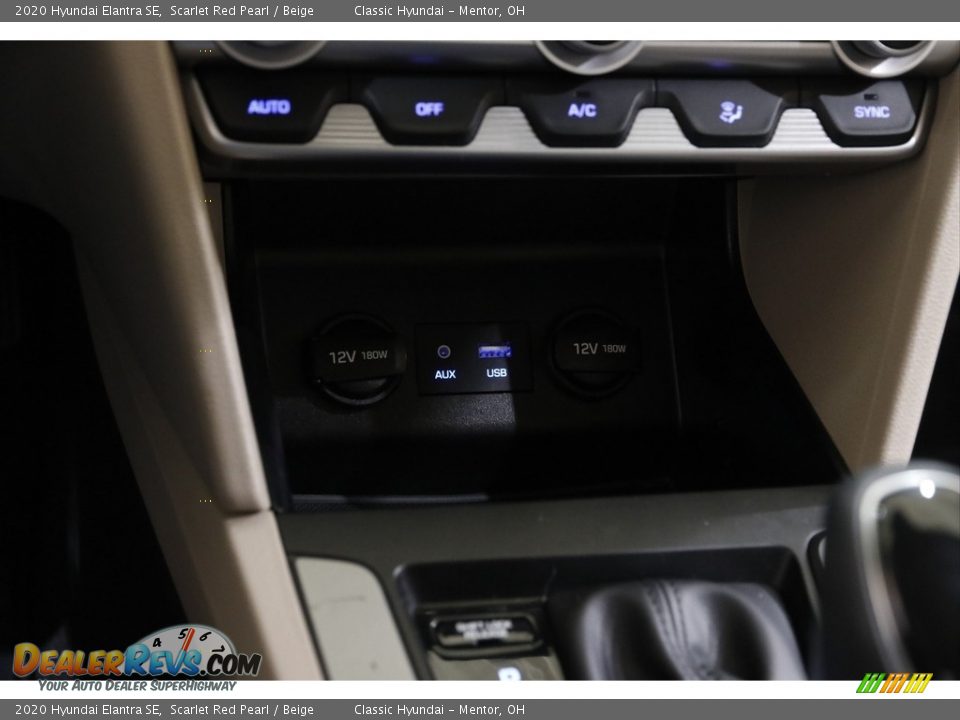 2020 Hyundai Elantra SE Scarlet Red Pearl / Beige Photo #13