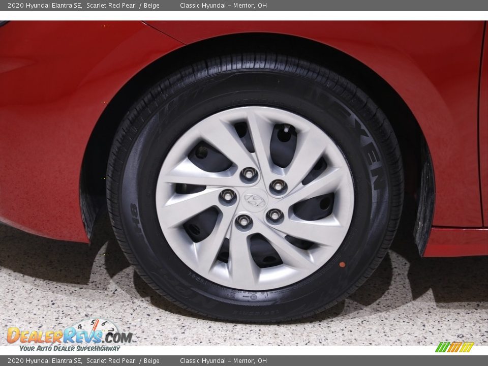 2020 Hyundai Elantra SE Scarlet Red Pearl / Beige Photo #20