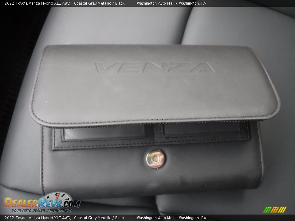 2022 Toyota Venza Hybrid XLE AWD Coastal Gray Metallic / Black Photo #30