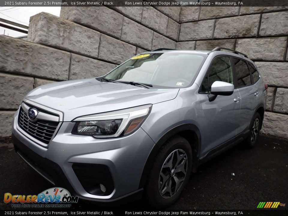 2021 Subaru Forester 2.5i Premium Ice Silver Metallic / Black Photo #1