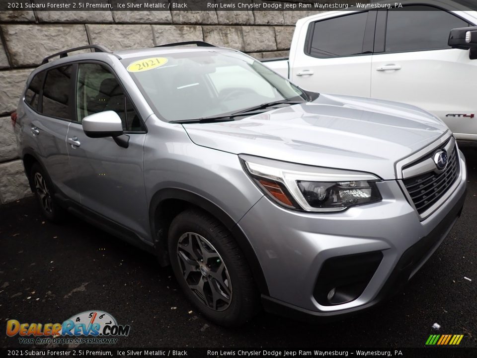 2021 Subaru Forester 2.5i Premium Ice Silver Metallic / Black Photo #4