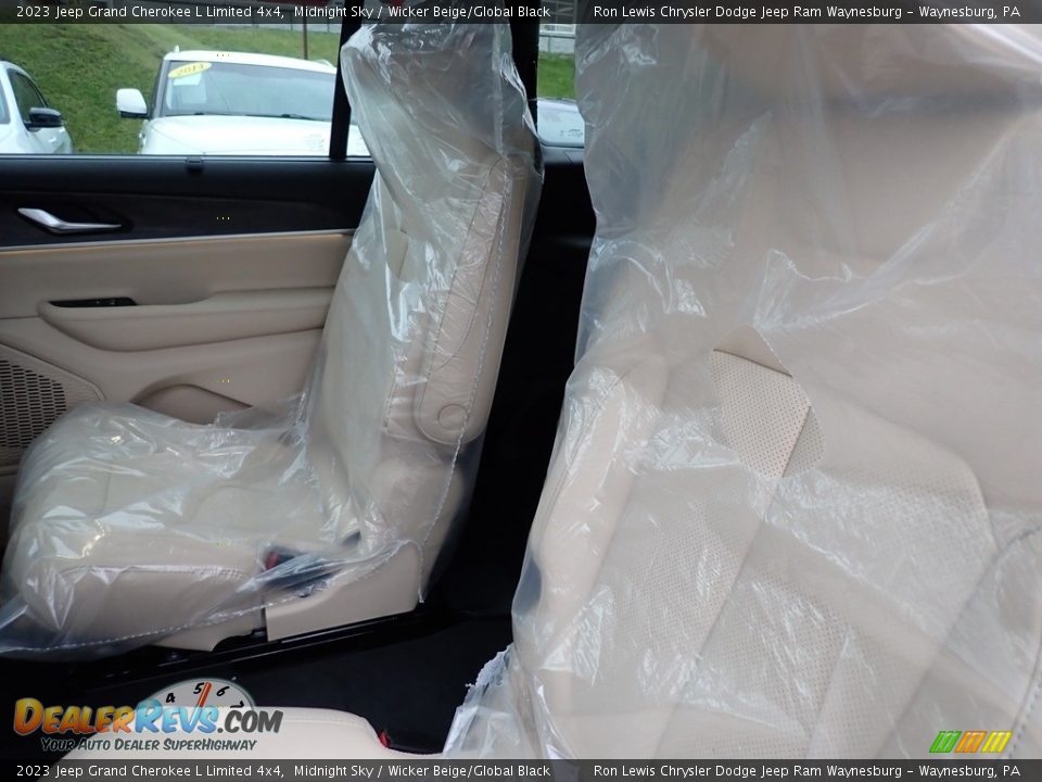 2023 Jeep Grand Cherokee L Limited 4x4 Midnight Sky / Wicker Beige/Global Black Photo #13