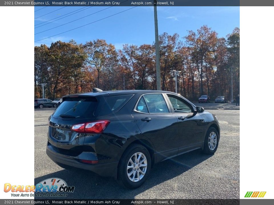 2021 Chevrolet Equinox LS Mosaic Black Metallic / Medium Ash Gray Photo #8