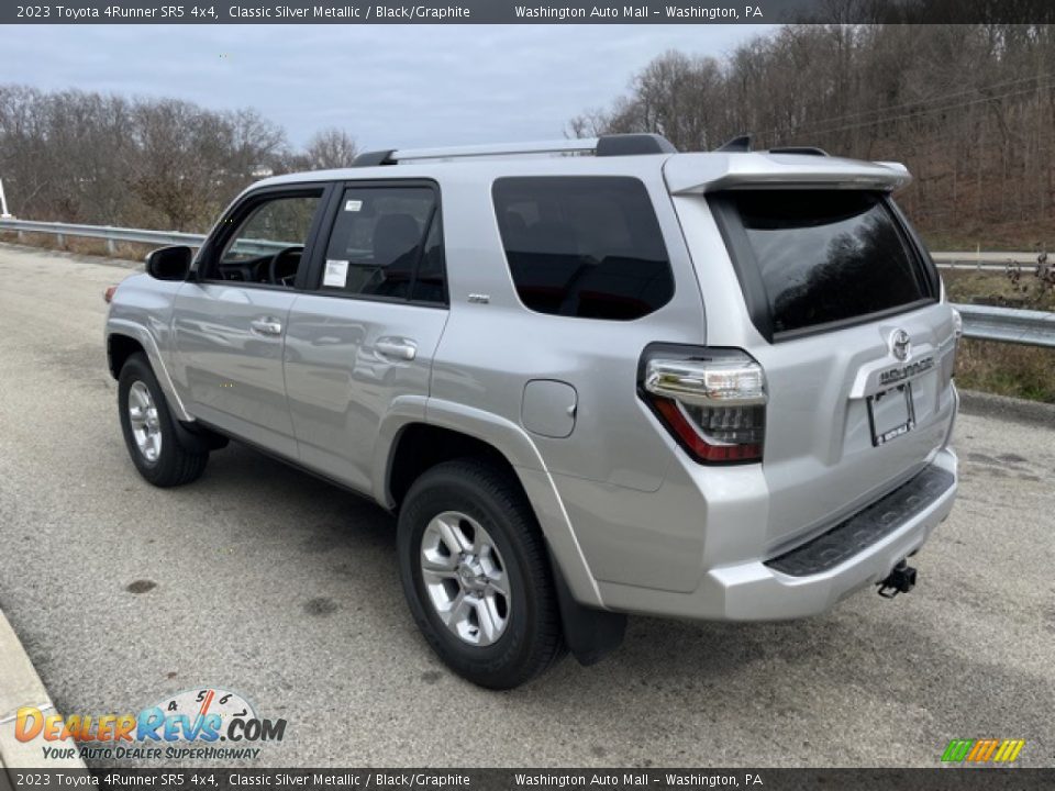 2023 Toyota 4Runner SR5 4x4 Classic Silver Metallic / Black/Graphite Photo #8