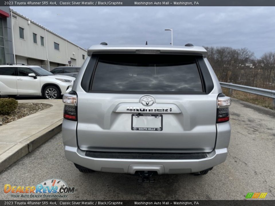 2023 Toyota 4Runner SR5 4x4 Classic Silver Metallic / Black/Graphite Photo #9