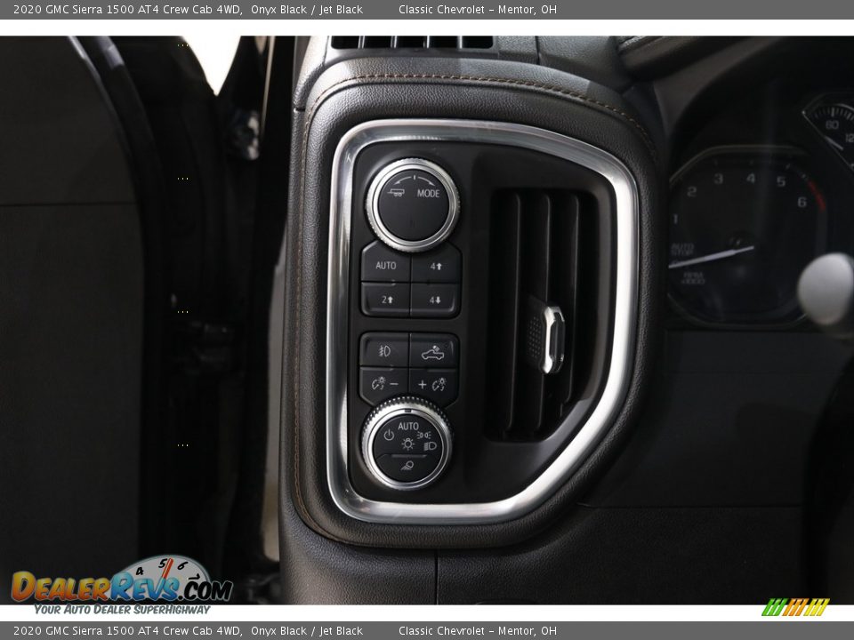 Controls of 2020 GMC Sierra 1500 AT4 Crew Cab 4WD Photo #6