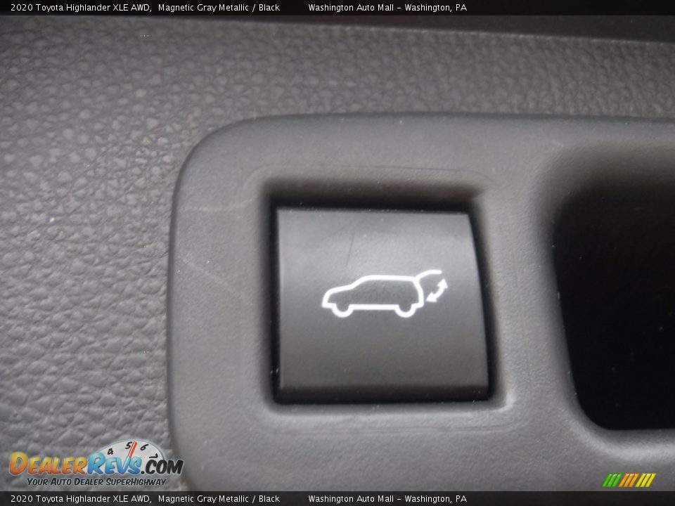 2020 Toyota Highlander XLE AWD Magnetic Gray Metallic / Black Photo #31