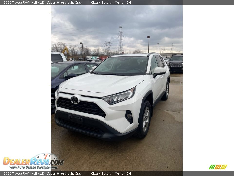 2020 Toyota RAV4 XLE AWD Super White / Light Gray Photo #1