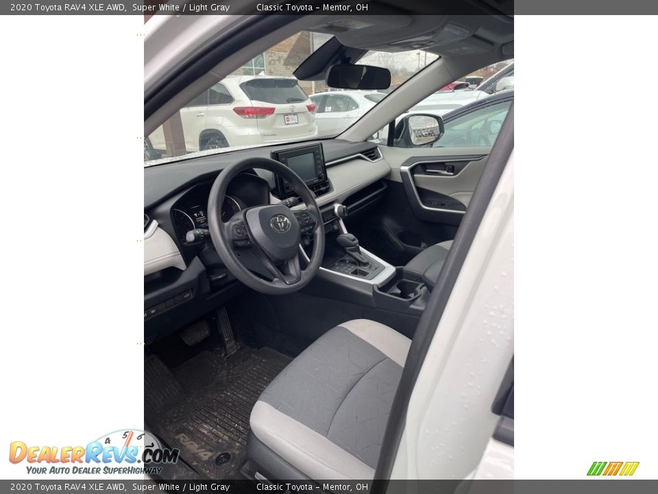 2020 Toyota RAV4 XLE AWD Super White / Light Gray Photo #3