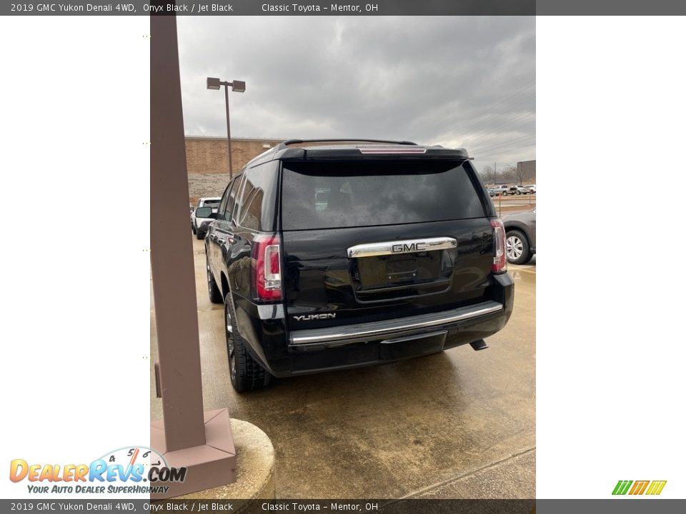 2019 GMC Yukon Denali 4WD Onyx Black / Jet Black Photo #2