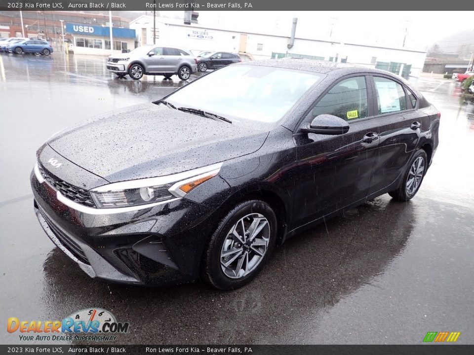 2023 Kia Forte LXS Aurora Black / Black Photo #4