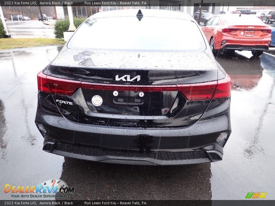 2023 Kia Forte LXS Aurora Black / Black Photo #7
