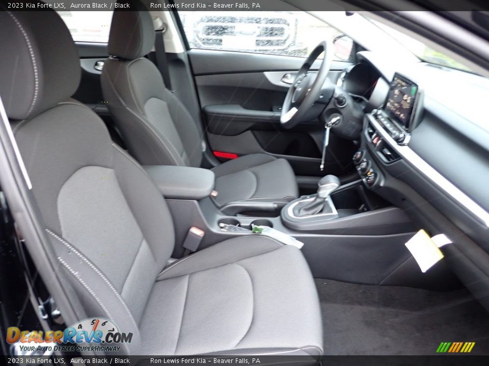 2023 Kia Forte LXS Aurora Black / Black Photo #11