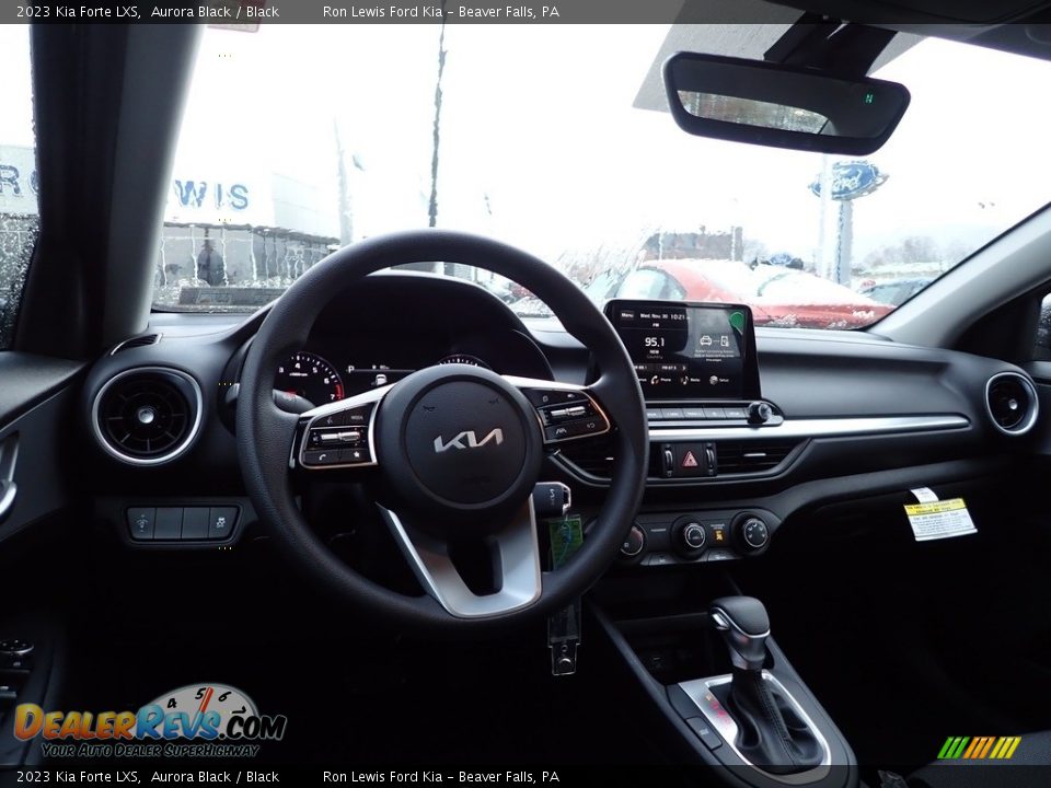 2023 Kia Forte LXS Aurora Black / Black Photo #13