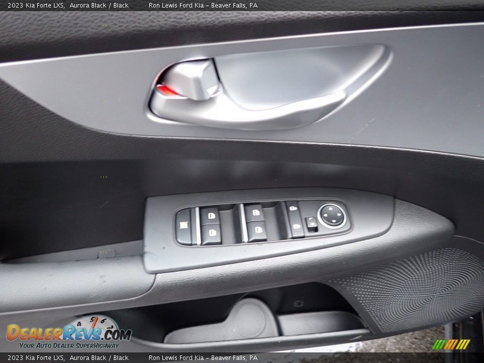 2023 Kia Forte LXS Aurora Black / Black Photo #15