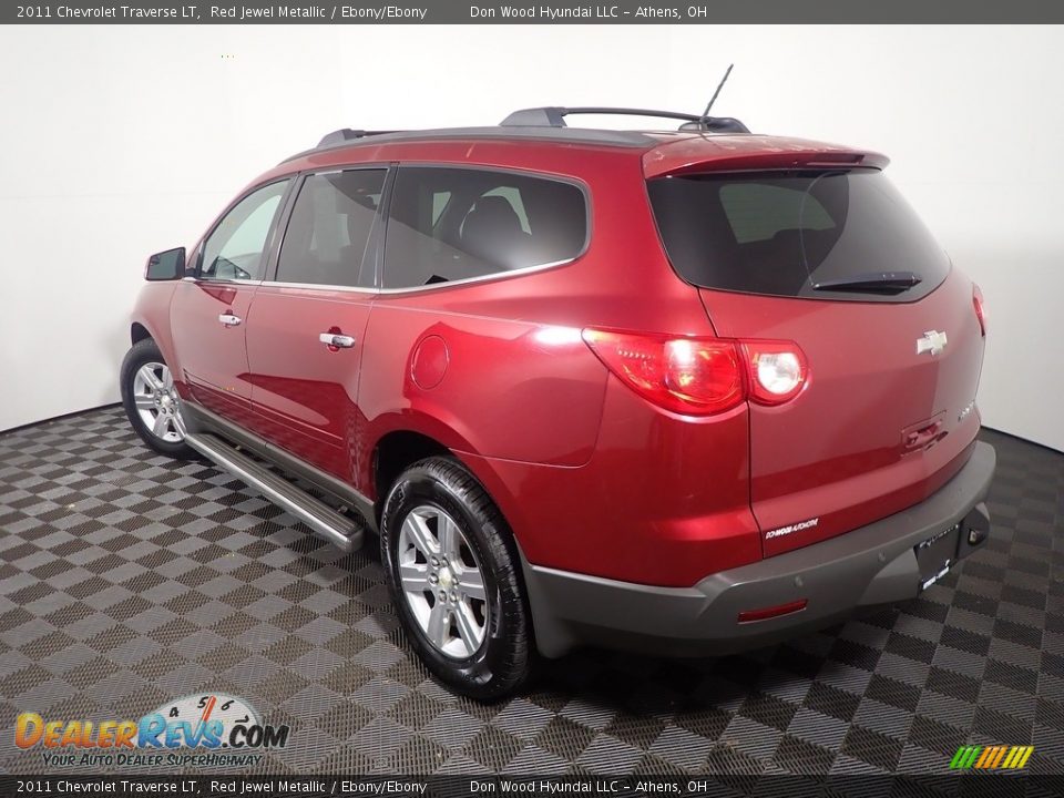 2011 Chevrolet Traverse LT Red Jewel Metallic / Ebony/Ebony Photo #7