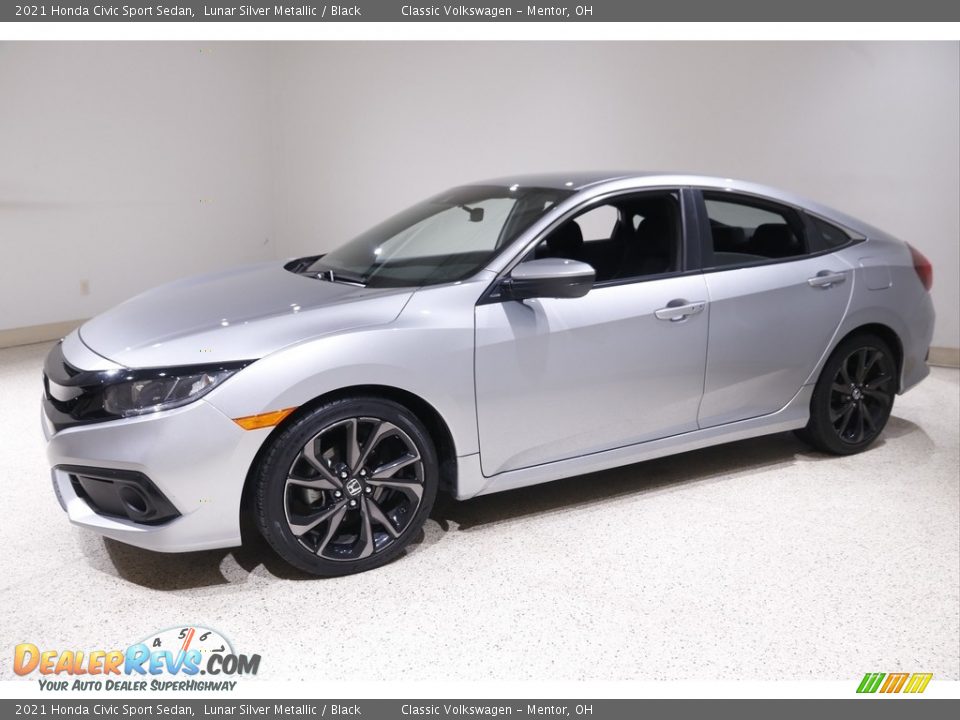 Front 3/4 View of 2021 Honda Civic Sport Sedan Photo #3