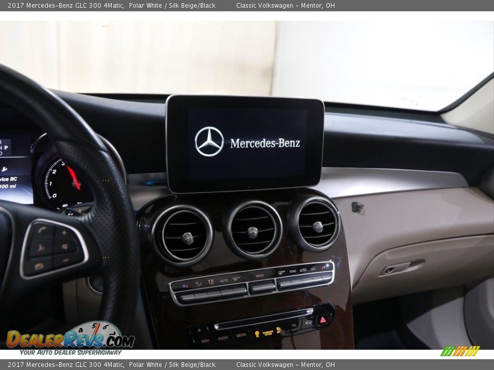 2017 Mercedes-Benz GLC 300 4Matic Polar White / Silk Beige/Black Photo #9