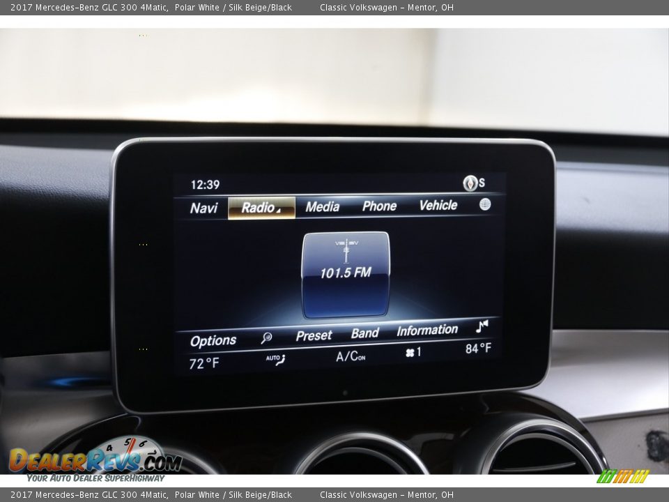 2017 Mercedes-Benz GLC 300 4Matic Polar White / Silk Beige/Black Photo #10