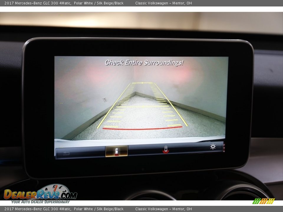2017 Mercedes-Benz GLC 300 4Matic Polar White / Silk Beige/Black Photo #15