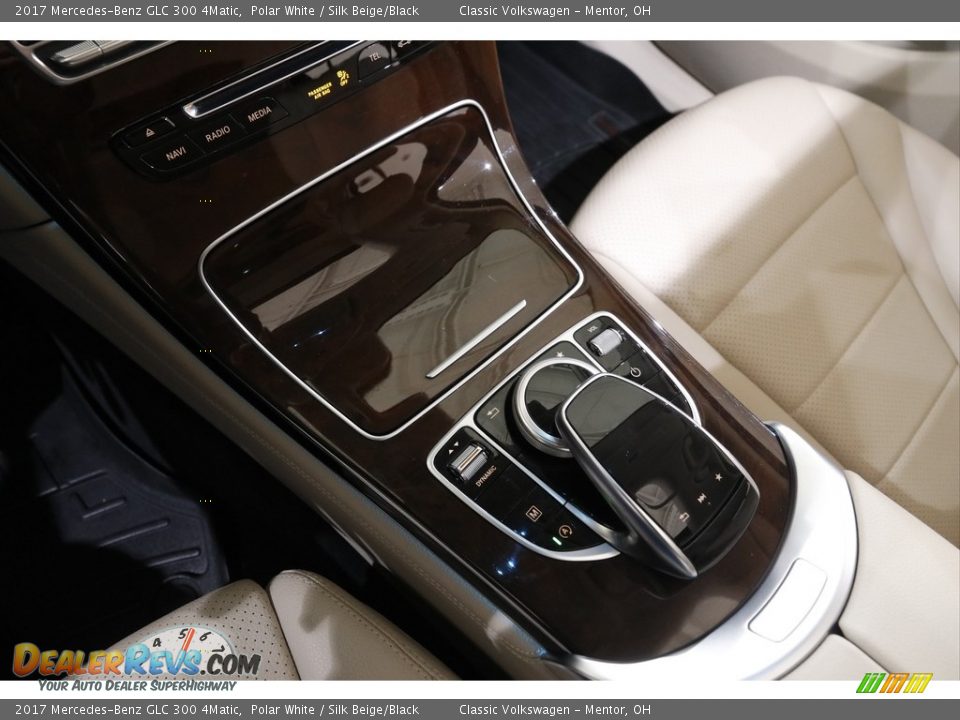 2017 Mercedes-Benz GLC 300 4Matic Polar White / Silk Beige/Black Photo #16