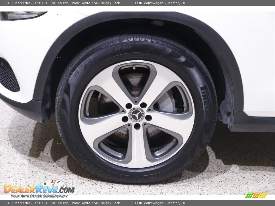 2017 Mercedes-Benz GLC 300 4Matic Polar White / Silk Beige/Black Photo #23