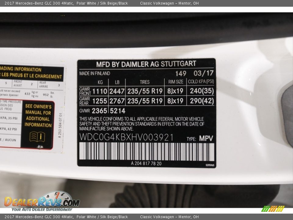 2017 Mercedes-Benz GLC 300 4Matic Polar White / Silk Beige/Black Photo #24