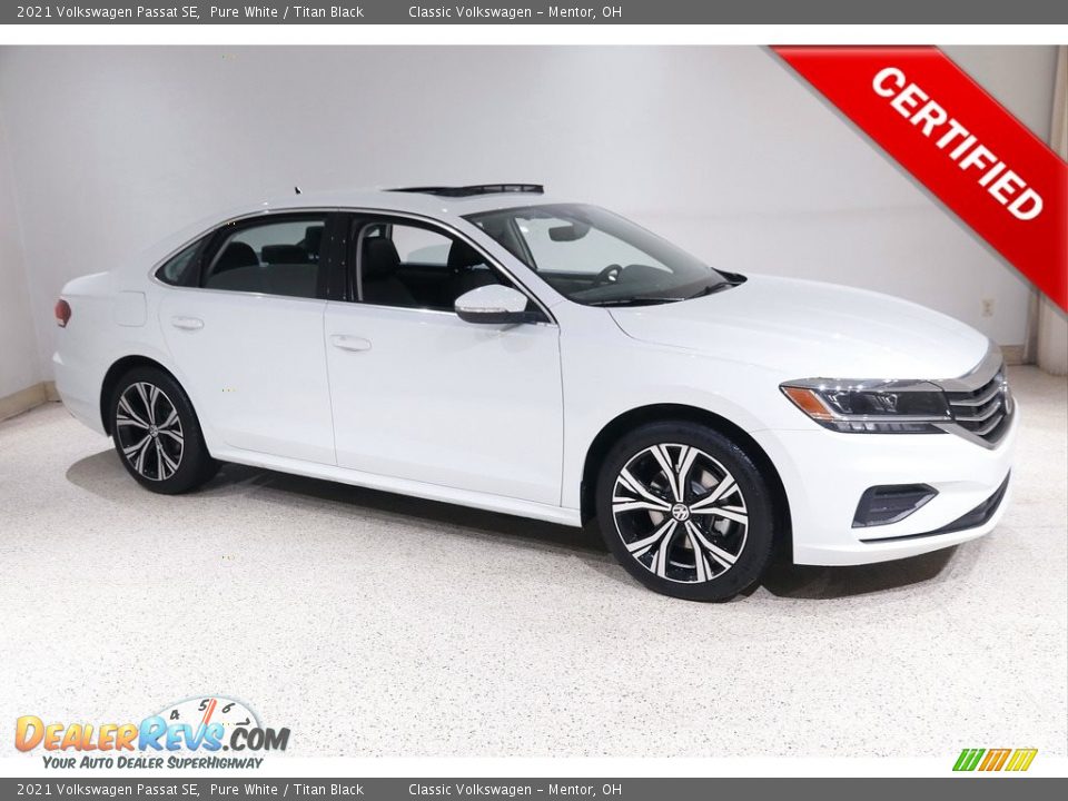 2021 Volkswagen Passat SE Pure White / Titan Black Photo #1