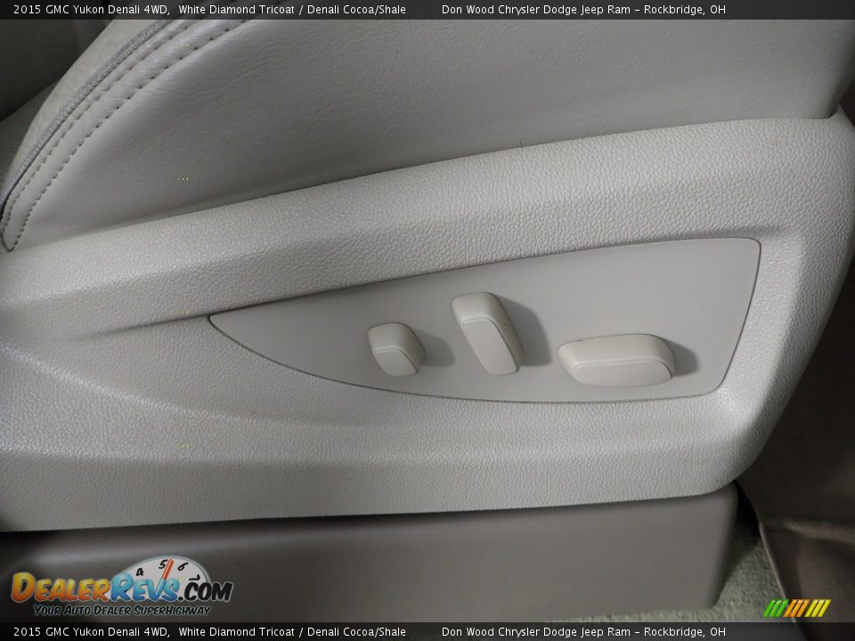 2015 GMC Yukon Denali 4WD White Diamond Tricoat / Denali Cocoa/Shale Photo #34