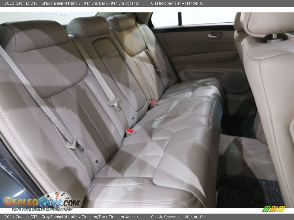 2011 Cadillac DTS Gray Flannel Metallic / Titanium/Dark Titanium Accents Photo #13