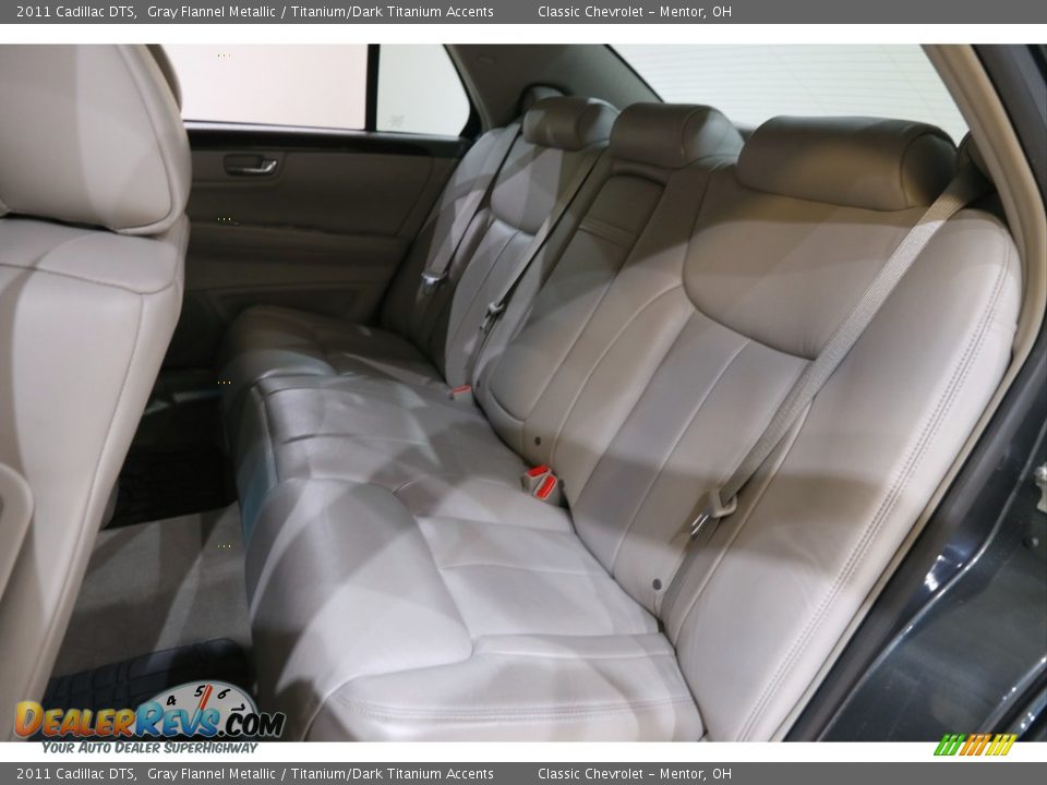 2011 Cadillac DTS Gray Flannel Metallic / Titanium/Dark Titanium Accents Photo #14