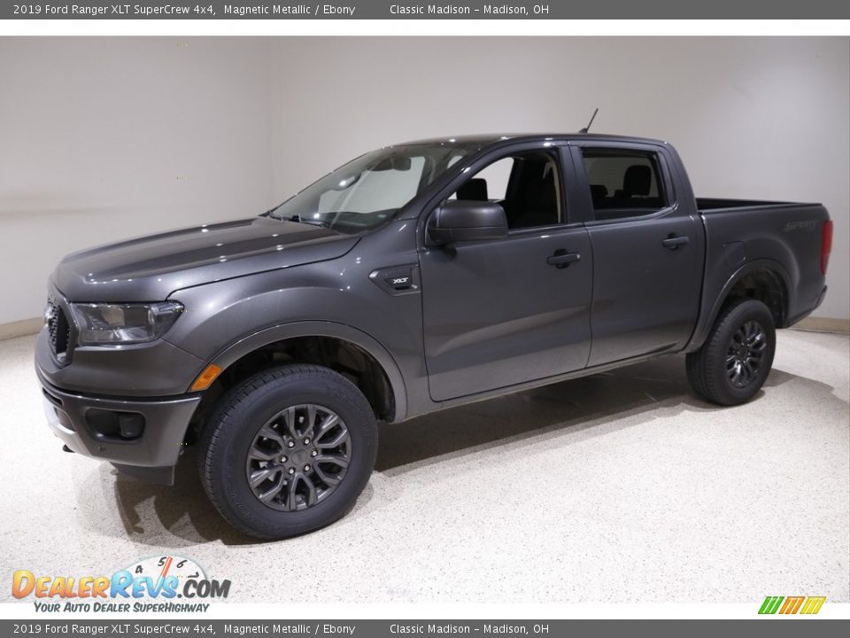 Front 3/4 View of 2019 Ford Ranger XLT SuperCrew 4x4 Photo #3