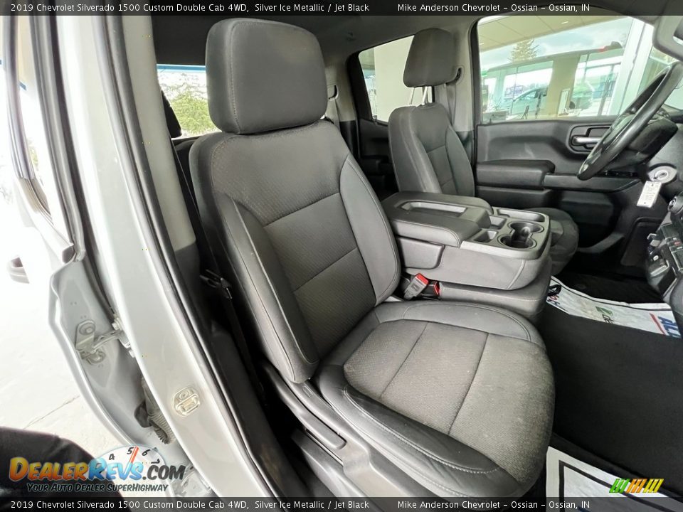 2019 Chevrolet Silverado 1500 Custom Double Cab 4WD Silver Ice Metallic / Jet Black Photo #21
