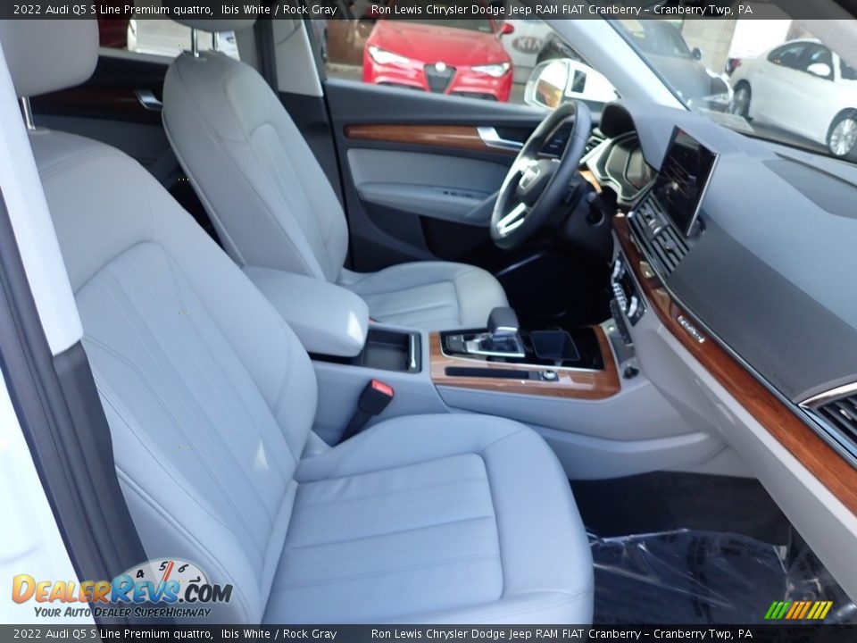 Front Seat of 2022 Audi Q5 S Line Premium quattro Photo #11