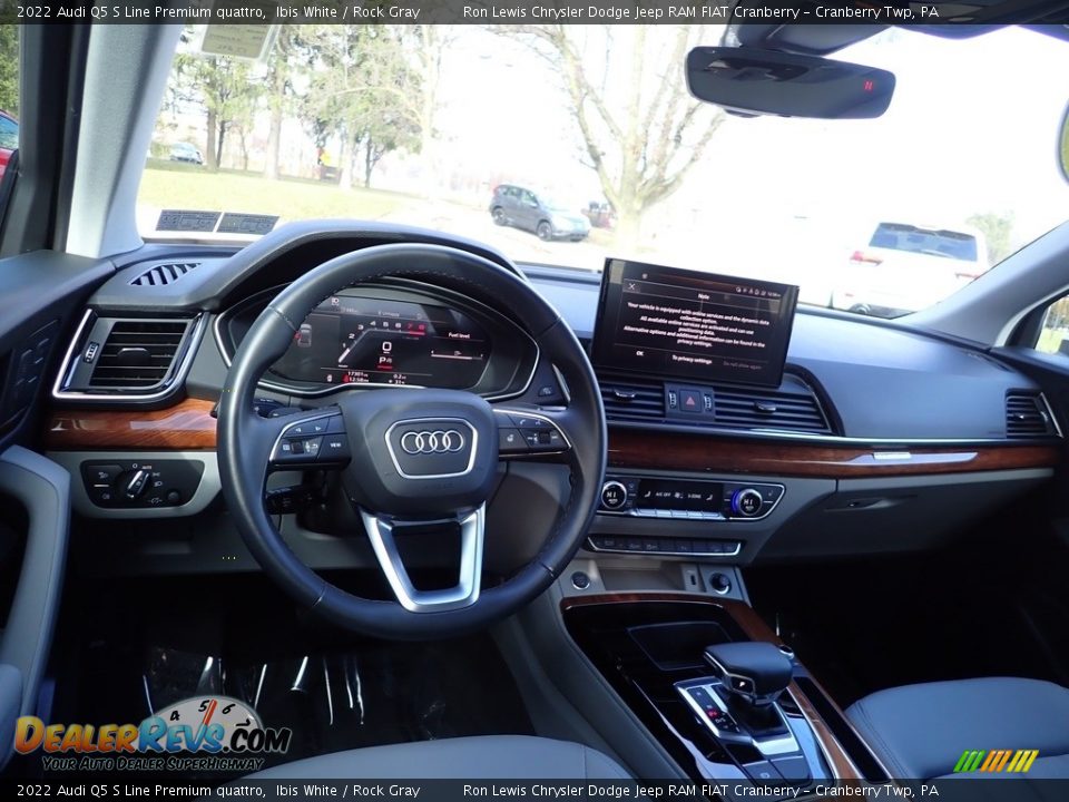 Dashboard of 2022 Audi Q5 S Line Premium quattro Photo #13