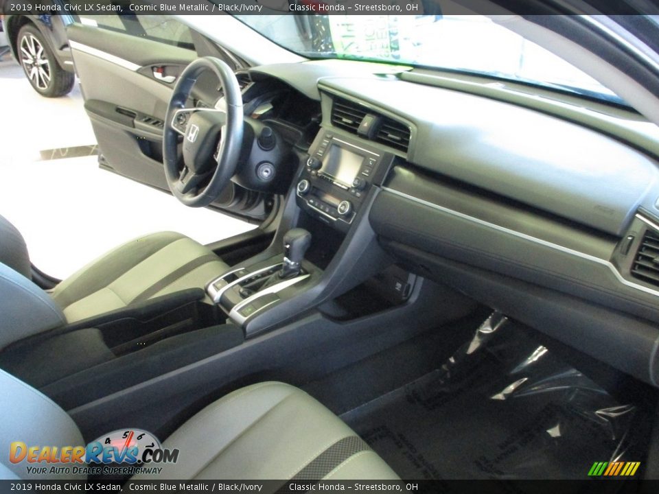 2019 Honda Civic LX Sedan Cosmic Blue Metallic / Black/Ivory Photo #15
