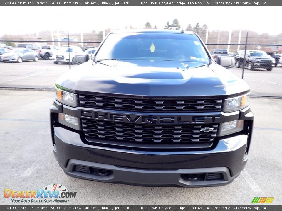 2019 Chevrolet Silverado 1500 Custom Crew Cab 4WD Black / Jet Black Photo #2