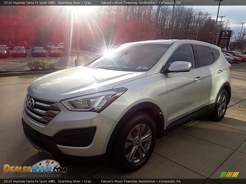 Front 3/4 View of 2016 Hyundai Santa Fe Sport AWD Photo #7