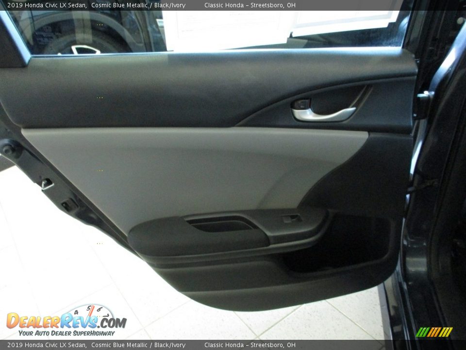 2019 Honda Civic LX Sedan Cosmic Blue Metallic / Black/Ivory Photo #22