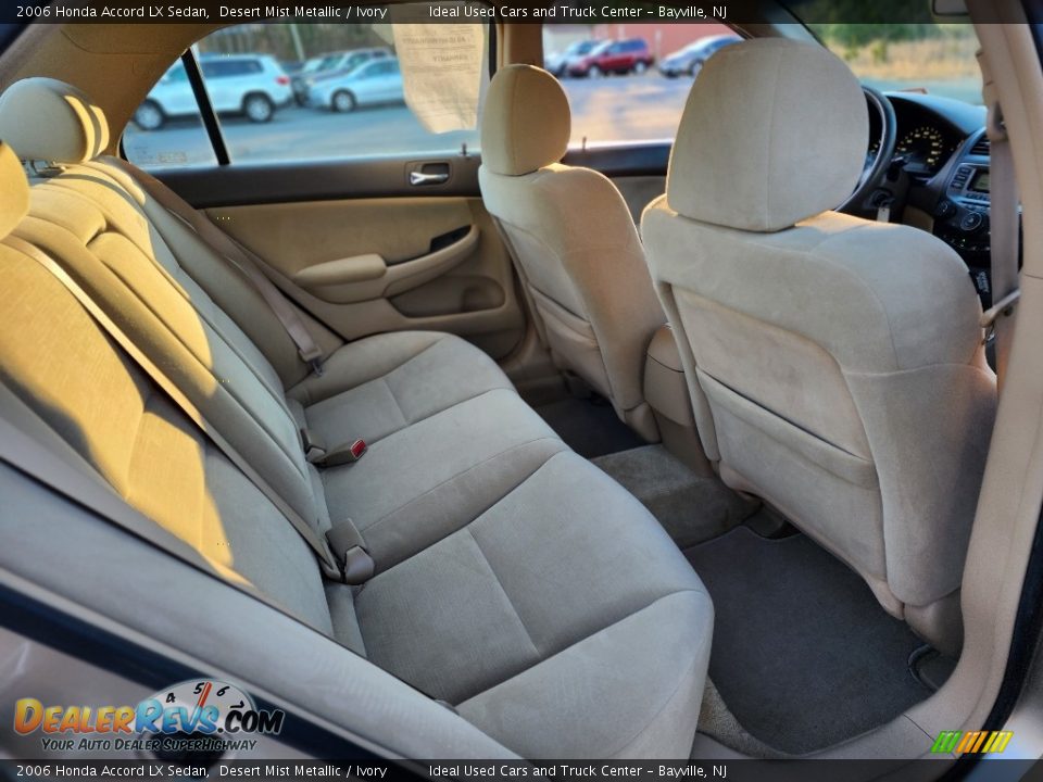 2006 Honda Accord LX Sedan Desert Mist Metallic / Ivory Photo #13
