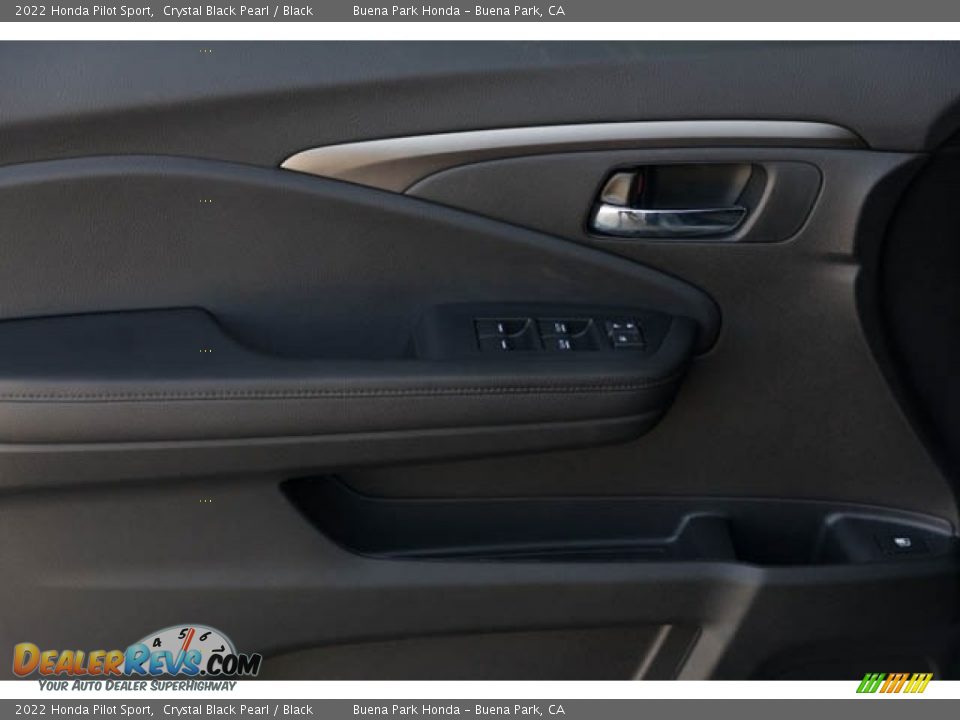 Door Panel of 2022 Honda Pilot Sport Photo #34