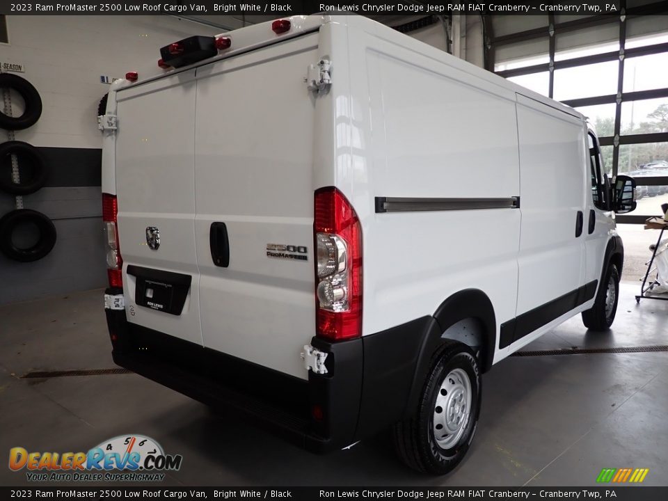 2023 Ram ProMaster 2500 Low Roof Cargo Van Bright White / Black Photo #4