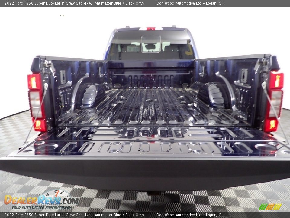 2022 Ford F350 Super Duty Lariat Crew Cab 4x4 Antimatter Blue / Black Onyx Photo #10